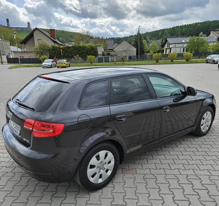 Audi A3 cena 28900 przebieg: 192000, rok produkcji 2010 z Chęciny małe 497